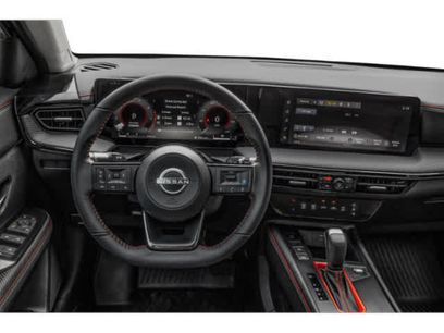 New 2026 Nissan Kicks SR w/ Cold Weather Package