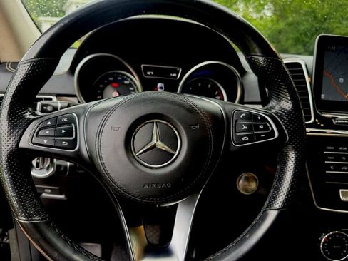 Used 2019 Mercedes-Benz GLS 450 4MATIC image 23