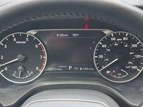 Used 2025 Nissan Rogue SV FWD image 35