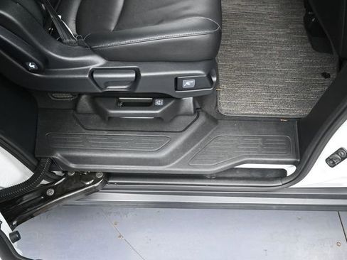 Certified 2023 Honda Odyssey EX-L image 29