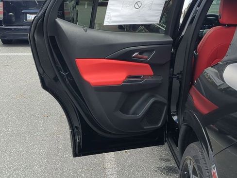 New 2026 Chevrolet Equinox EV RS image 36