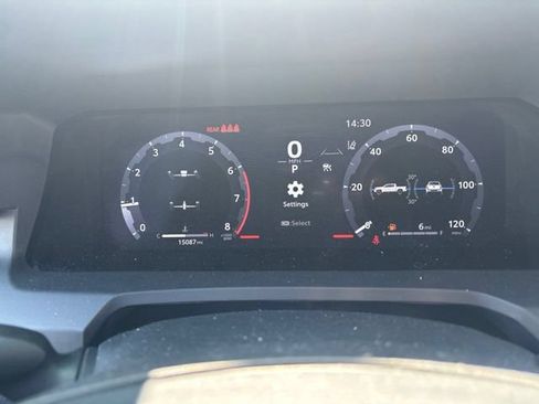 Certified 2024 Toyota Tacoma Limited w/ Limited Package (LT) AWD/4WD image 9