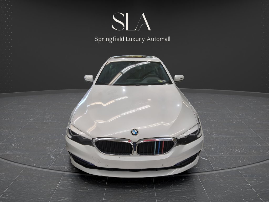 Used 2019 BMW 540i xDrive AWD/4WD image 4