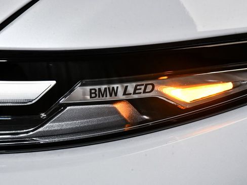 Used 2026 BMW X7 M60i AWD/4WD image 92