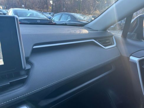 Used 2025 Toyota RAV4 LE image 29