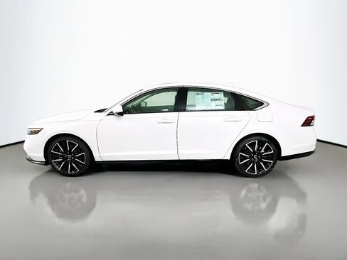 Used 2026 Honda Accord Touring image 8