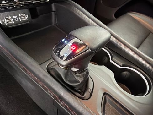 Used 2024 Dodge Durango GT RWD image 33