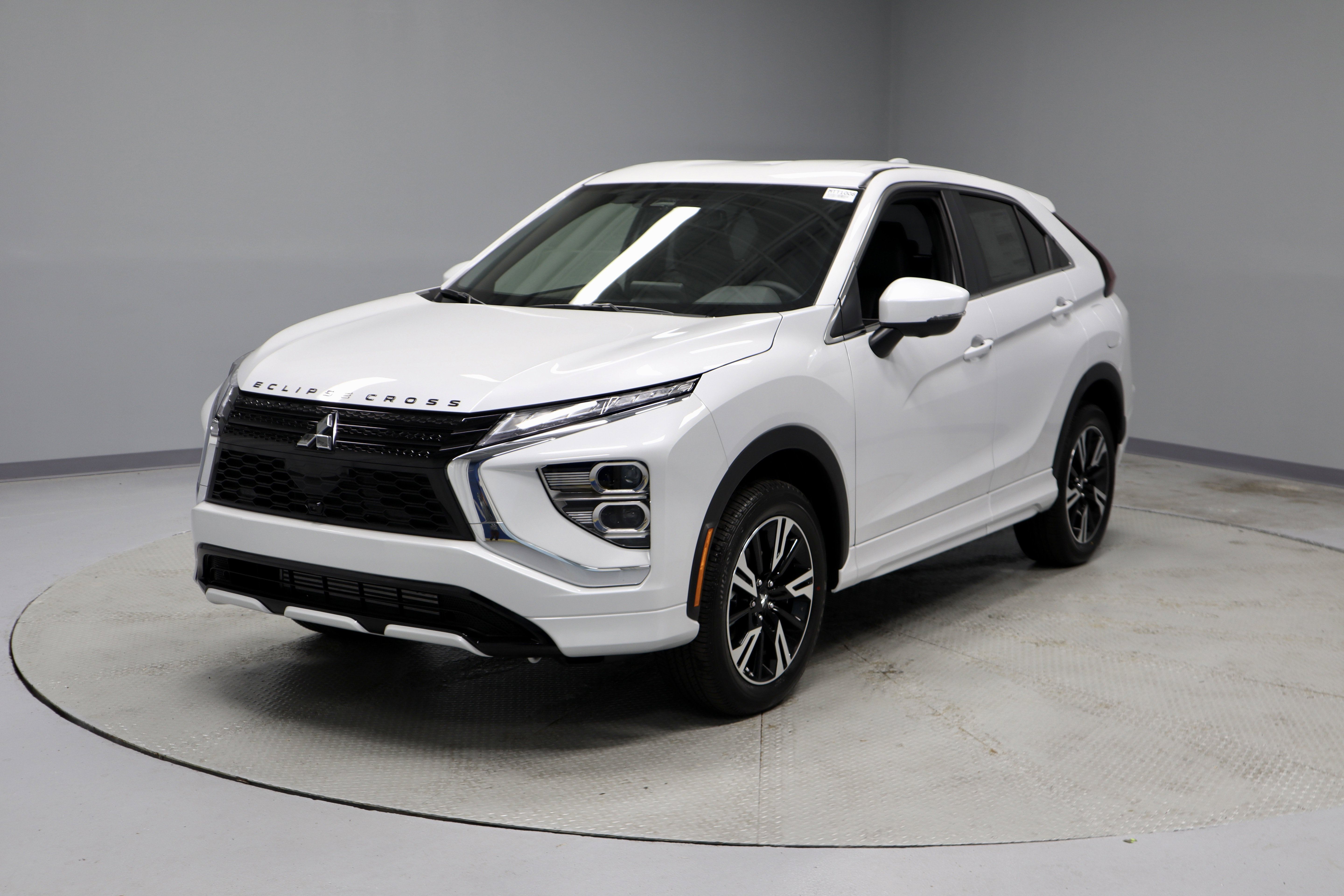 New 2026 Mitsubishi Eclipse Cross AWD image 4
