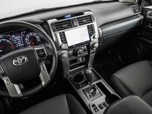 Used 2023 Toyota 4Runner SR5 Premium w/ Moonroof Package RWD image 17