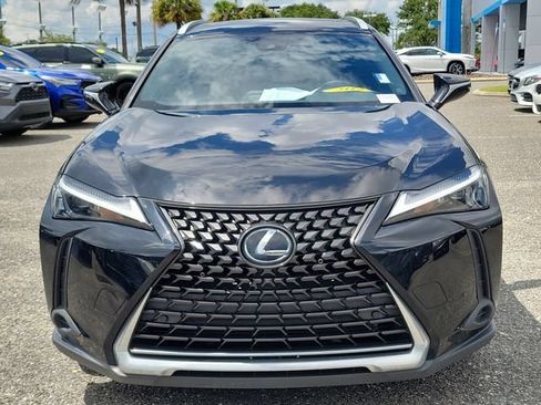 Used 2024 Lexus UX 250h FWD w/ Premium Package image 7