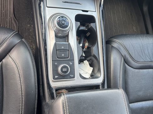 Used 2021 Ford Explorer ST w/ Equipment Group 401A AWD/4WD image 18
