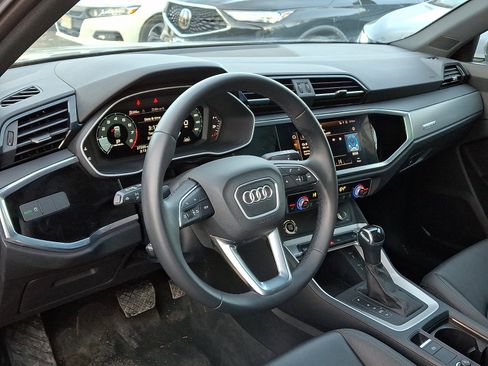 Used 2022 Audi Q3 2.0T Premium image 24