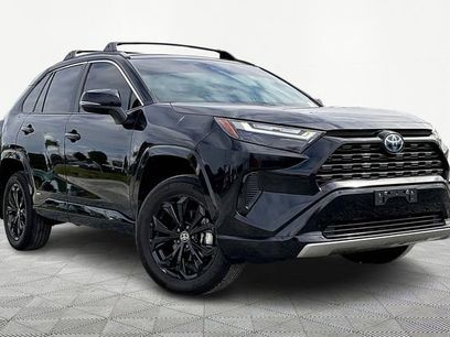 Used 2022 Toyota RAV4 SE w/ Convenience Package