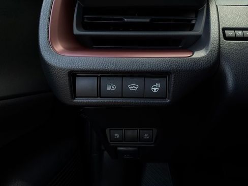 New 2026 Toyota Prius Plug-In Hybrid FWD image 19
