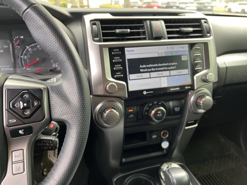 Used 2021 Toyota 4Runner Trail Special Edition image 31