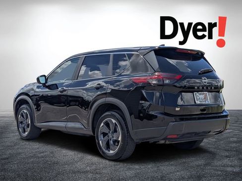 Used 2024 Nissan Rogue SV FWD image 7