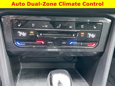 Used 2024 Volkswagen Tiguan SEL R-Line image 15