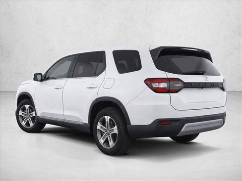 Used 2024 Honda Pilot EX-L image 5