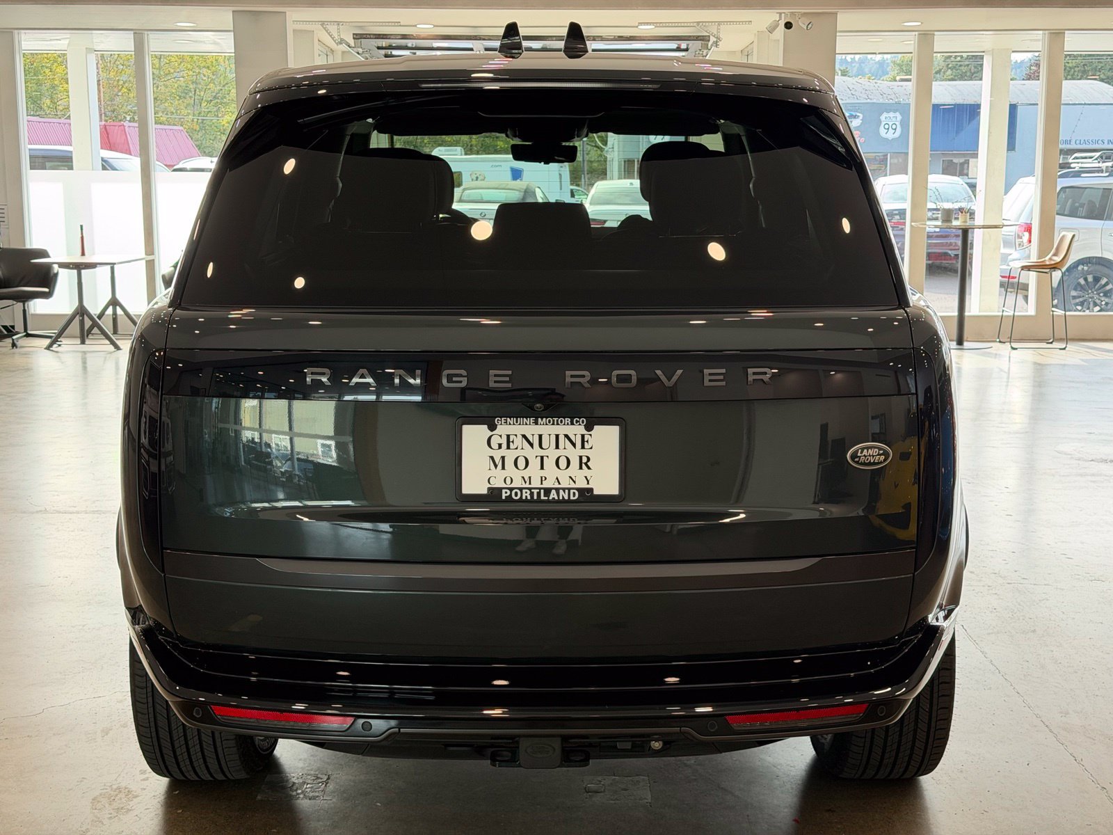 Used 2023 Land Rover Range Rover SE AWD/4WD image 5