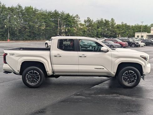 Used 2026 Toyota Tacoma TRD Sport RWD image 8
