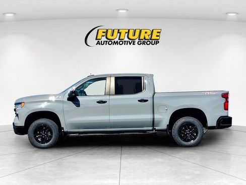 Used 2024 Chevrolet Silverado 1500 LT Trail Boss w/ Convenience Package II AWD/4WD image 7