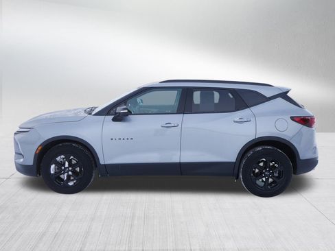 Used 2024 Chevrolet Blazer LT w/ Midnight/Sport Edition image 4