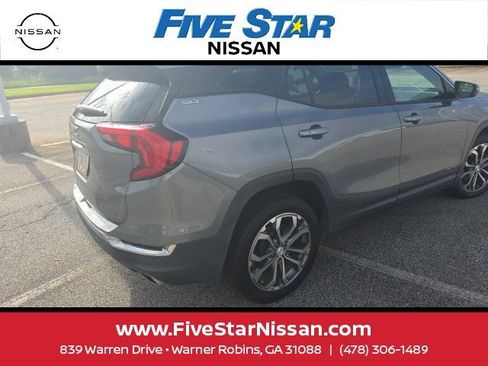 Used 2018 GMC Terrain SLT w/ Preferred Package FWD image 7
