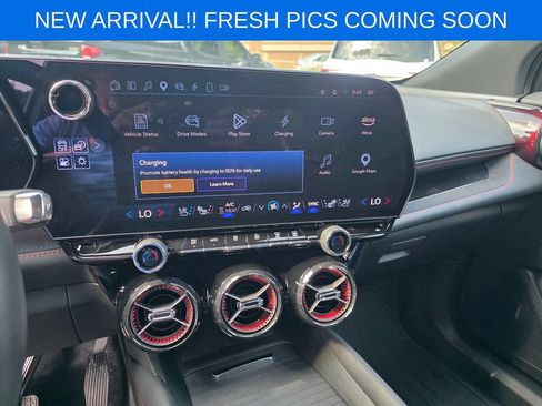 Used 2025 Chevrolet Blazer EV RS AWD/4WD image 11