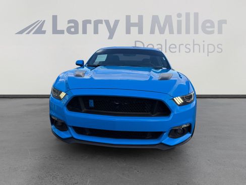 Used 2017 Ford Mustang GT Premium w/ Equipment Group 401A image 8
