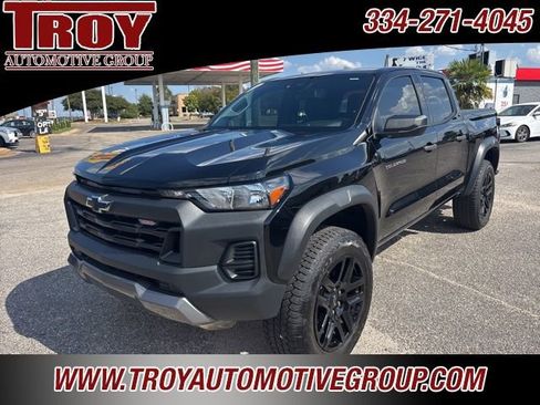 Used 2023 Chevrolet Colorado Trail Boss w/ Advanced Trailering Package image 5