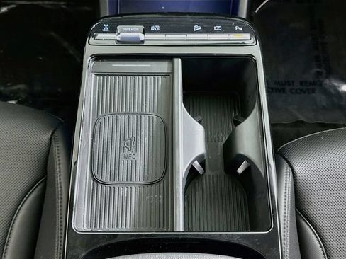 Used 2025 Hyundai Tucson Limited AWD/4WD image 20