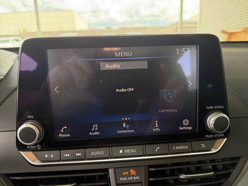 Used 2023 Nissan Altima 2.5 SR image 11