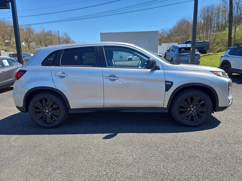 New 2026 Mitsubishi Outlander Sport LE AWD/4WD image 3