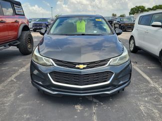 Used 2018 Chevrolet Cruze LT FWD video 2
