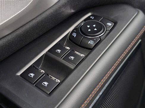 Used 2025 Ford Expedition Active AWD/4WD image 30