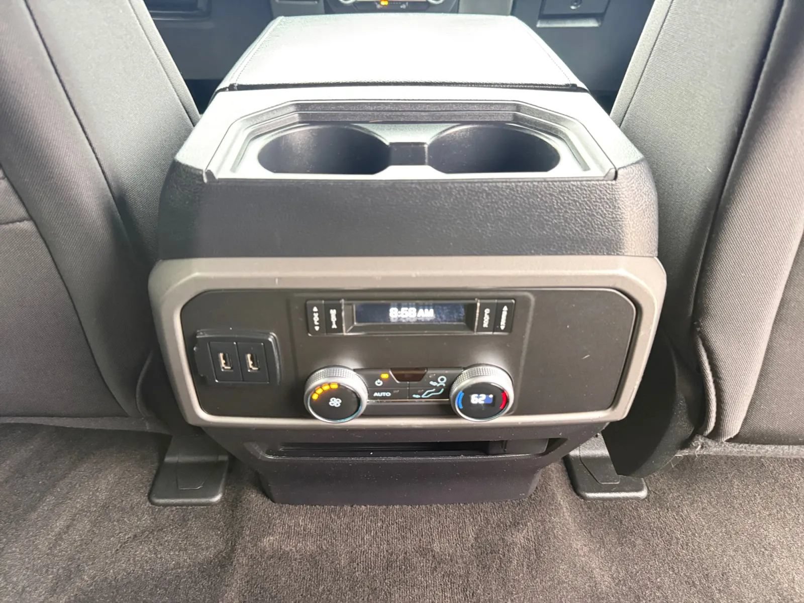 Used 2020 Ford Expedition XLT AWD/4WD image 24
