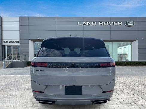 Used 2025 Land Rover Range Rover Sport Dynamic SE image 7
