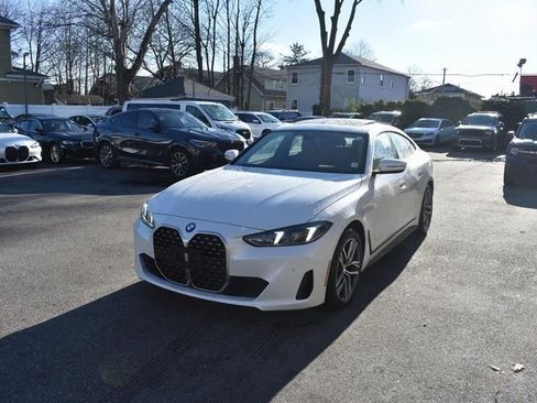 Used 2025 BMW 430i w/ M Sport Package image 2