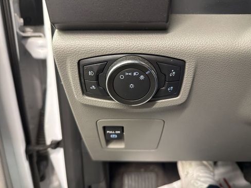 Used 2017 Ford F150 XLT w/ Trailer Tow Package image 19