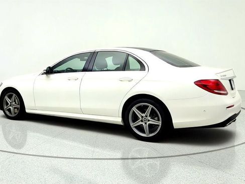 Used 2020 Mercedes-Benz E 350 4MATIC Sedan image 7