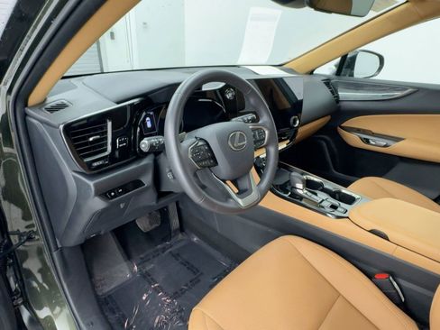 Certified 2025 Lexus NX 250 FWD w/ Cold Area Package image 4