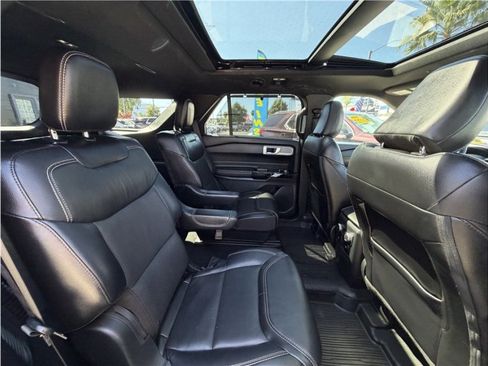 Used 2022 Ford Explorer ST w/ Equipment Group 401A AWD/4WD image 29