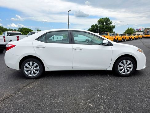Used 2014 Toyota Corolla LE FWD image 7