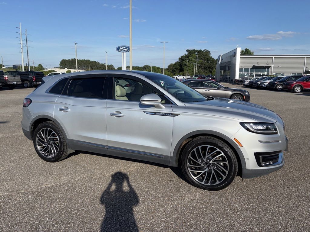 Used 2019 Lincoln Nautilus Reserve FWD image 7