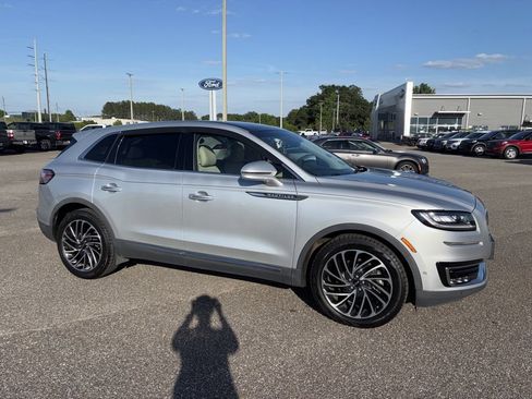 Used 2019 Lincoln Nautilus Reserve FWD image 7