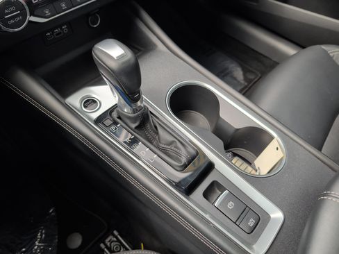 Used 2019 Nissan Altima 2.5 Platinum FWD image 28