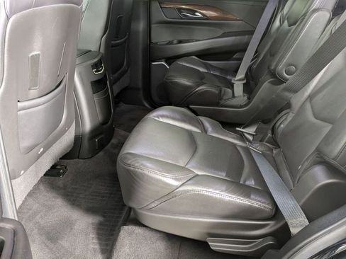 Used 2020 Cadillac Escalade Luxury image 26
