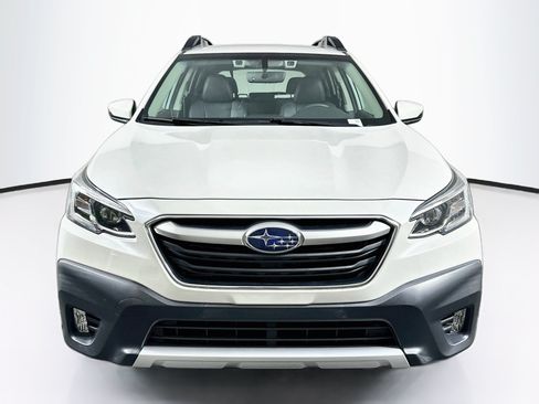 Used 2022 Subaru Outback Limited XT w/ Popular Package #2 AWD/4WD image 2