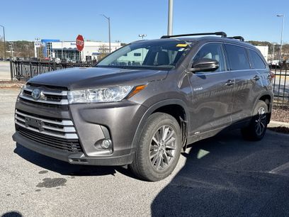 Used 2017 Toyota Highlander XLE