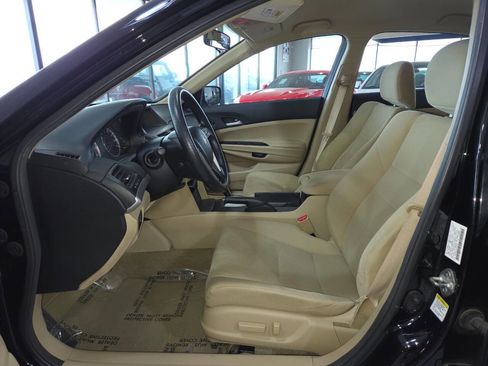 Used 2012 Honda Accord LX image 14